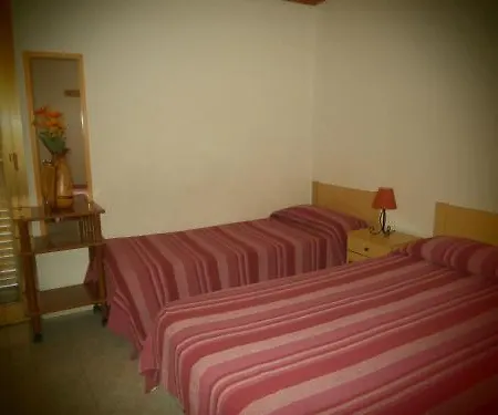 Cundari Hotel *