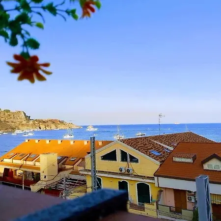Hotel Cundari *
