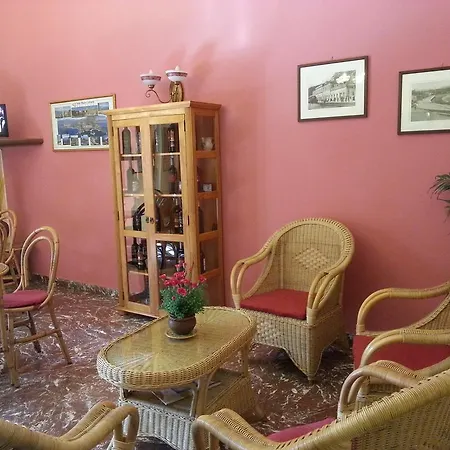 Hotel Cundari